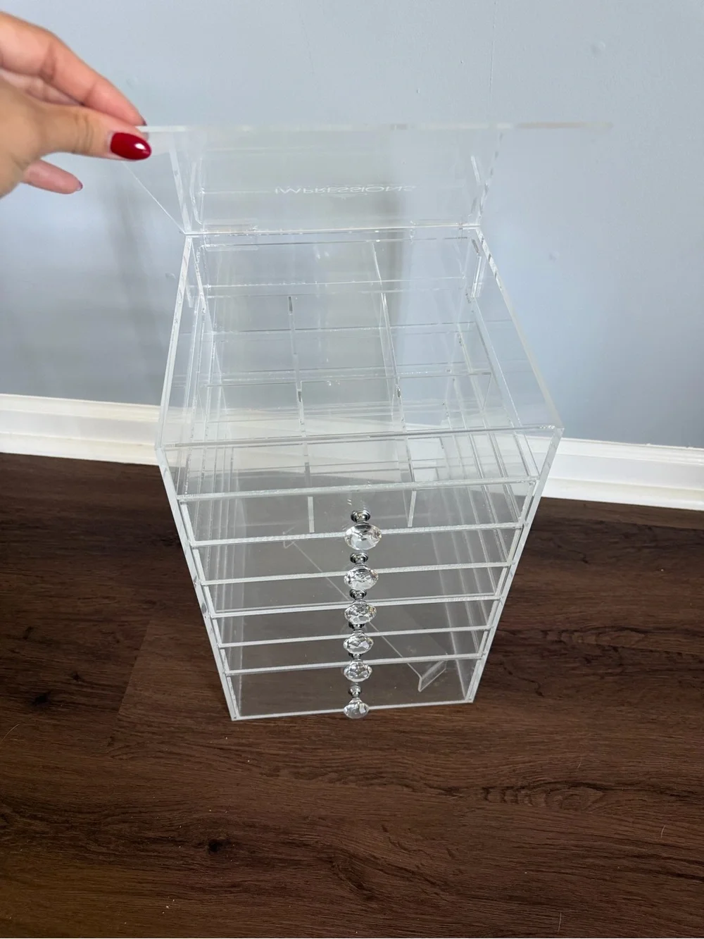 Clear Acrylic Makeup Organizer with Crystal Knobs - Transparent